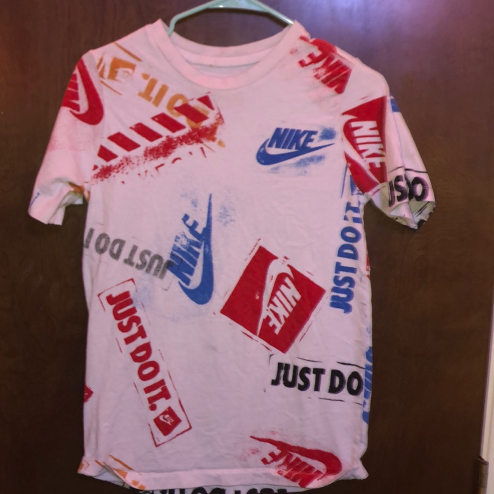 Xtra Large Kids Nike T-Shirt